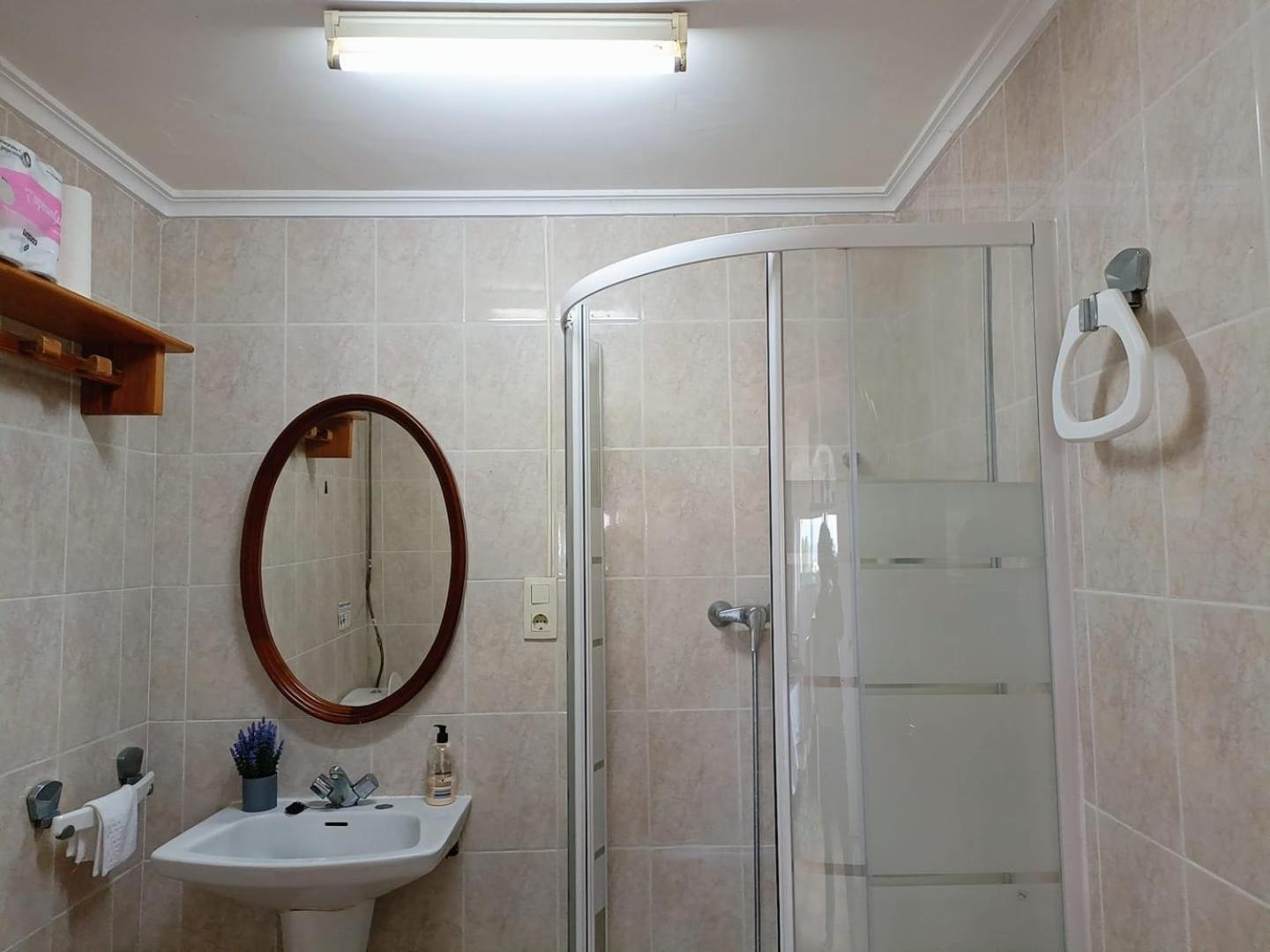 Bedroom With Private Bathroom And Two-Bedroom Family Suite In Quiet Forest Country House 80M2 Large Swimming Pool Music Town Lliria The Garden And Swimmingpool And Garden Are Shared Buitenkant foto